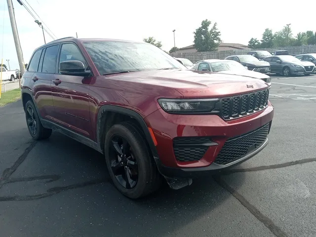 Red 2023 Jeep Grand Cherokee Altitude for sale in Broken Arrow, OK