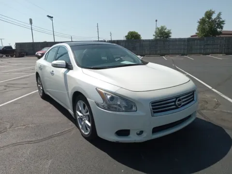 White 2013 Nissan Maxima 3.5 SV for sale in Broken Arrow, OK