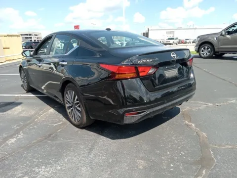 More photos of 2024 Nissan Altima 2.5 SV at Jim Norton Ford, OK