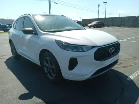 White 2023 Ford Escape ST-Line for sale in Broken Arrow, OK