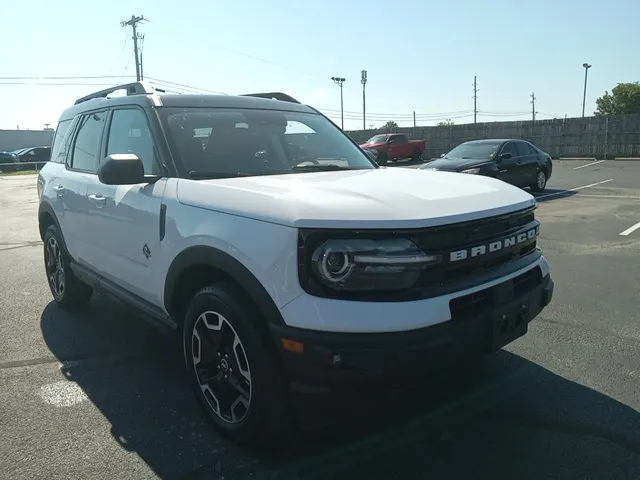 White 2024 Ford Bronco Sport Outer Banks for sale in Broken Arrow, OK
