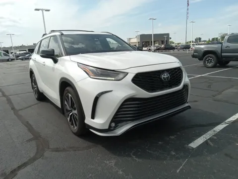 White 2021 Toyota Highlander XSE for sale in Broken Arrow, OK