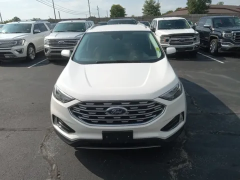 Photos of 2022 Ford Edge SEL for sale in Broken Arrow, OK at Jim Norton Ford