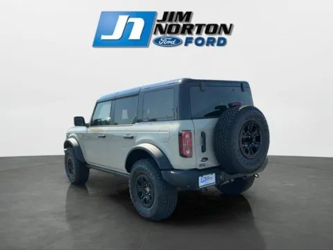 More photos of 2025 Ford Bronco Badlands at Jim Norton Ford, OK