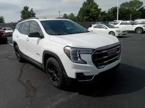 White 2022 GMC Terrain AT4 for sale in Broken Arrow, OK