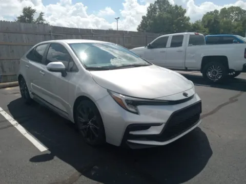 Silver 2023 Toyota Corolla SE for sale in Broken Arrow, OK