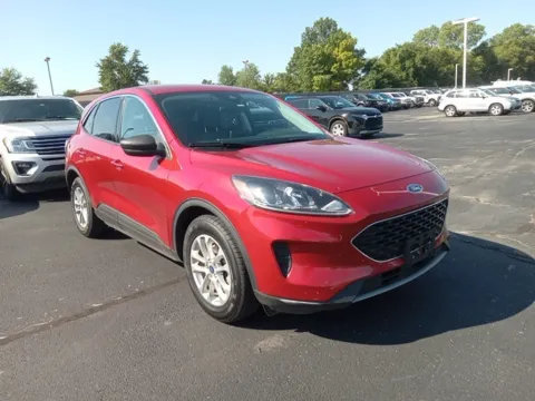 Red 2022 Ford Escape SE for sale in Broken Arrow, OK