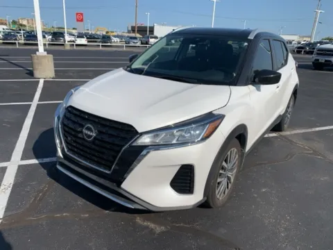Black 2024 Nissan Kicks SV for sale in Broken Arrow, OK