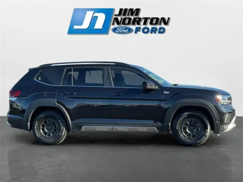 Photos of 2022 Volkswagen Atlas 2.0T SE for sale in Broken Arrow, OK at Jim Norton Ford