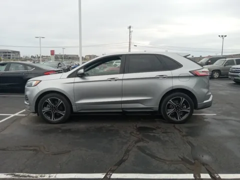 More photos of 2020 Ford Edge ST at Jim Norton Ford, OK