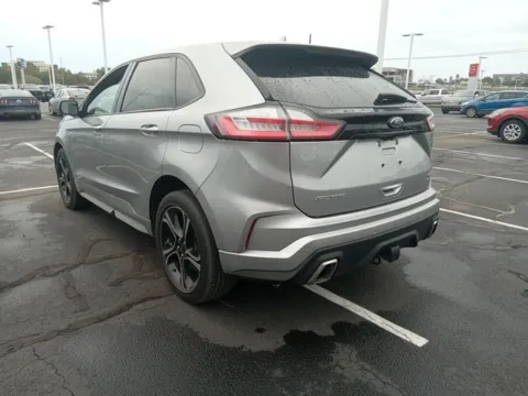 More photos of 2020 Ford Edge ST at Jim Norton Ford, OK
