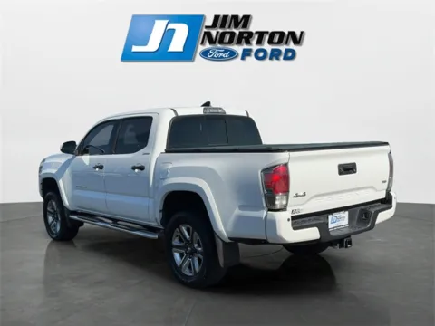 More photos of 2019 Toyota Tacoma Limited at Jim Norton Ford, OK