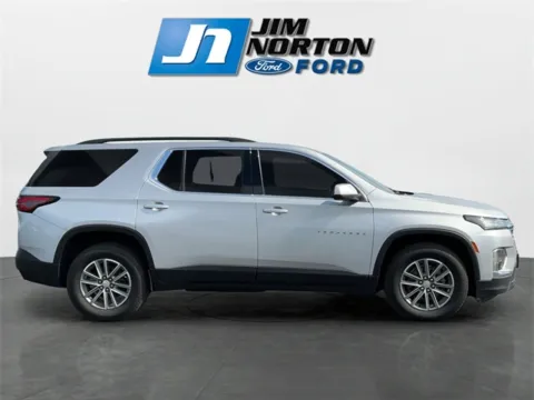 Photos of 2022 Chevrolet Traverse LT for sale in Broken Arrow, OK at Jim Norton Ford