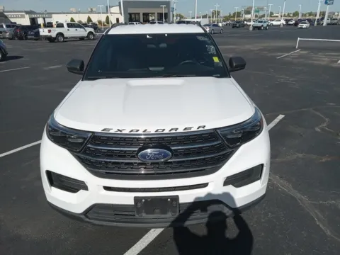 Photos of 2020 Ford Explorer XLT for sale in Broken Arrow, OK at Jim Norton Ford