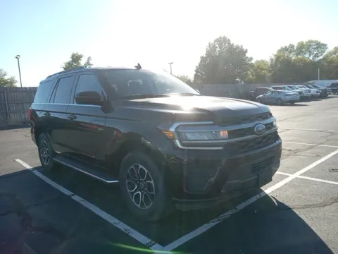 Black 2023 Ford Expedition XLT for sale in Broken Arrow, OK