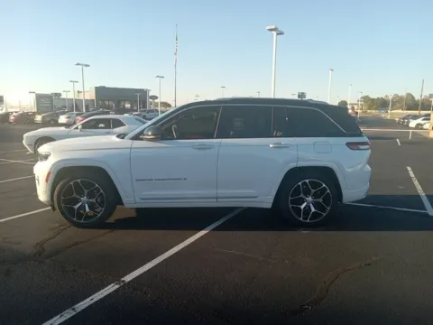 More photos of 2023 Jeep Grand Cherokee Summit at Jim Norton Ford, OK