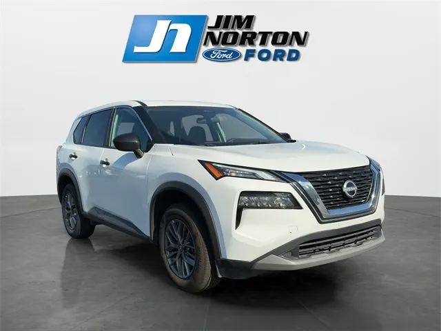 White 2023 Nissan Rogue S for sale in Broken Arrow, OK