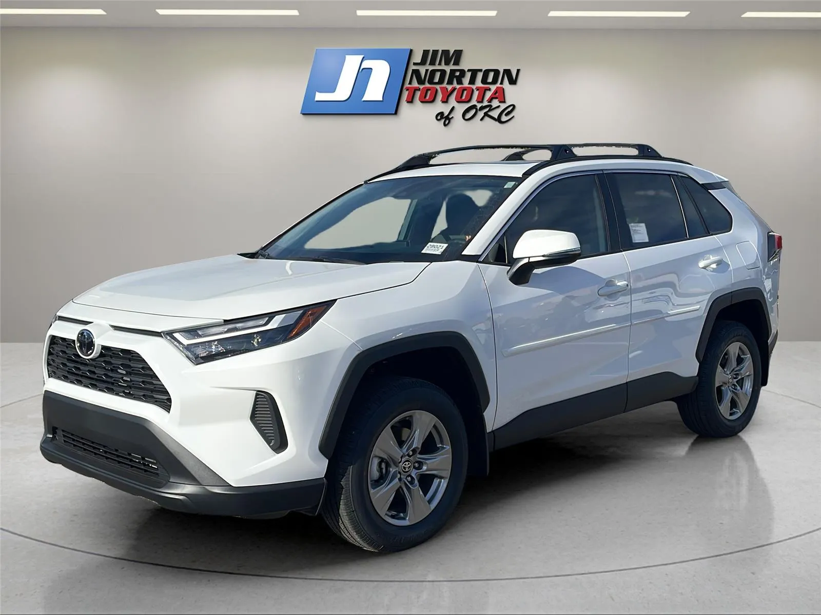 White 2025 Toyota RAV4 XLE for sale in Oklahoma City, OK