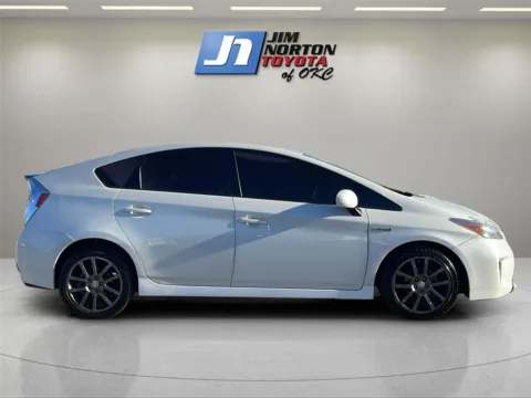 More photos of 2015 Toyota Prius Three at Jim Norton Toyota Of OKC, OK