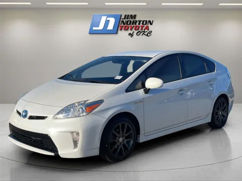 White 2015 Toyota Prius Three for sale in Oklahoma City, OK