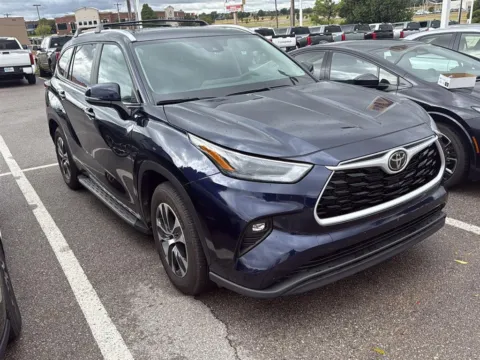 More photos of 2025 Toyota Highlander XLE at Jim Norton Toyota Of OKC, OK