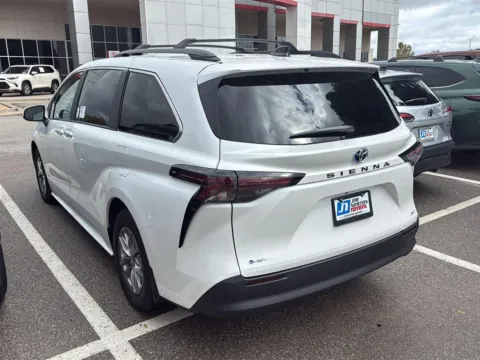 Another view of 2025 TOYOTA Sienna XLE 8-Passenger for sale in Oklahoma City, OK at Jim Norton Toyota Of OKC