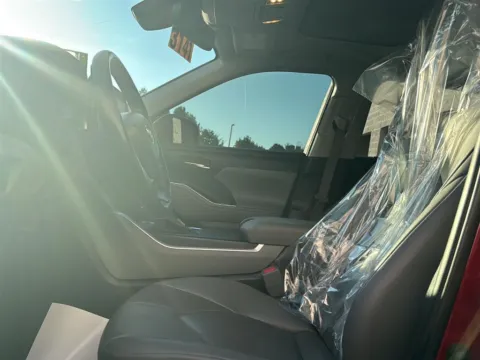 Another view of 2022 Toyota Highlander XLE for sale in Oklahoma City, OK at Jim Norton Toyota Of OKC