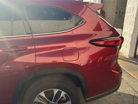 More photos of 2022 Toyota Highlander XLE at Jim Norton Toyota Of OKC, OK