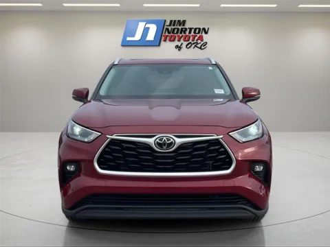 Photos of 2022 Toyota Highlander XLE for sale in Oklahoma City, OK at Jim Norton Toyota Of OKC