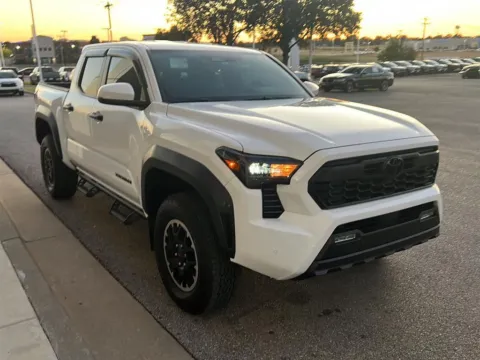 White 2024 Toyota Tacoma TRD Off Road for sale in Oklahoma City, OK