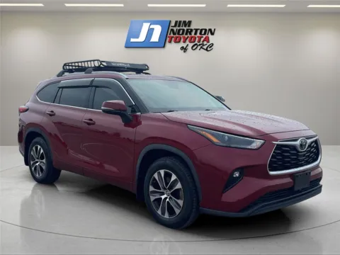 Another view of 2022 Toyota Highlander XLE for sale in Oklahoma City, OK at Jim Norton Toyota Of OKC