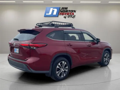 More photos of 2022 Toyota Highlander XLE at Jim Norton Toyota Of OKC, OK