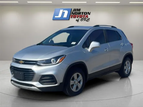 Silver 2020 Chevrolet Trax LT for sale in Oklahoma City, OK