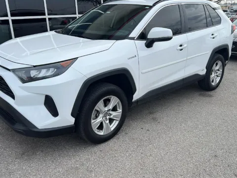 White 2020 Toyota RAV4 Hybrid LE for sale in Oklahoma City, OK