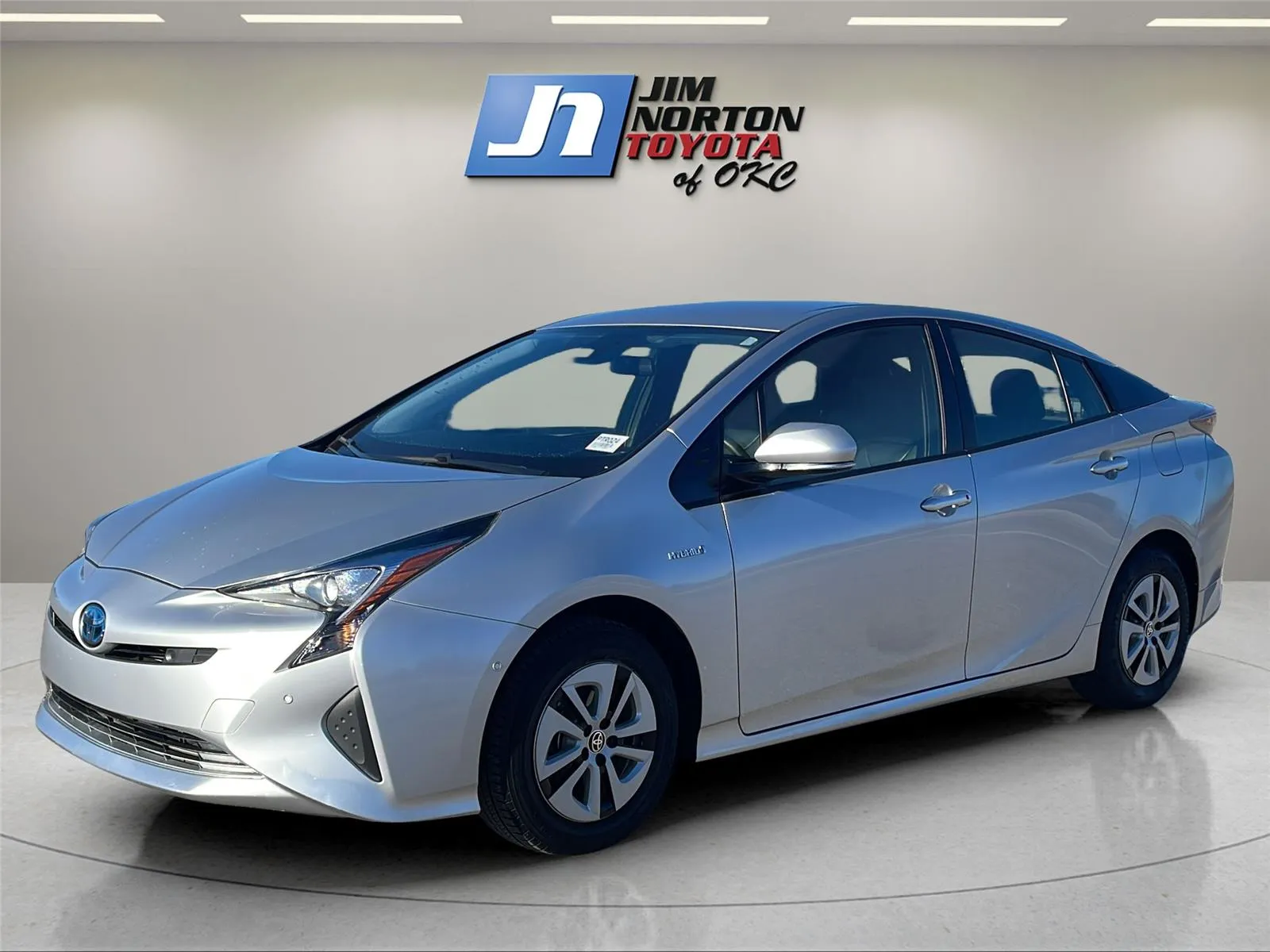 Silver 2018 Toyota Prius Two for sale in Oklahoma City, OK