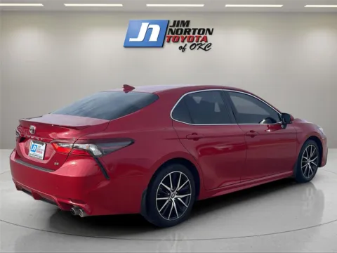 More photos of 2022 Toyota Camry SE at Jim Norton Toyota Of OKC, OK