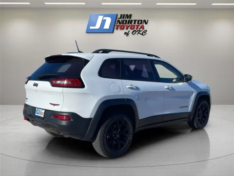 More photos of 2017 Jeep Cherokee Trailhawk at Jim Norton Toyota Of OKC, OK