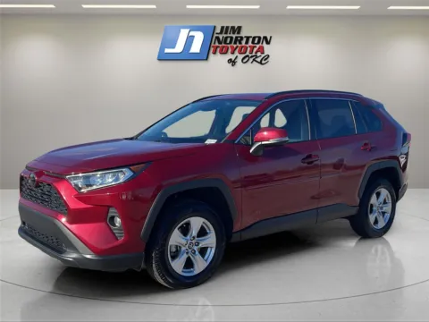 Red 2020 Toyota RAV4 XLE for sale in Oklahoma City, OK