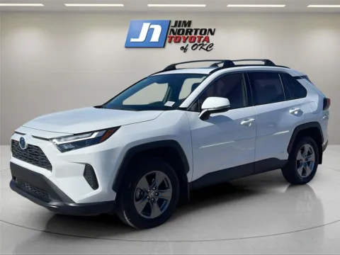 White 2022 Toyota RAV4 Hybrid XLE for sale in Oklahoma City, OK