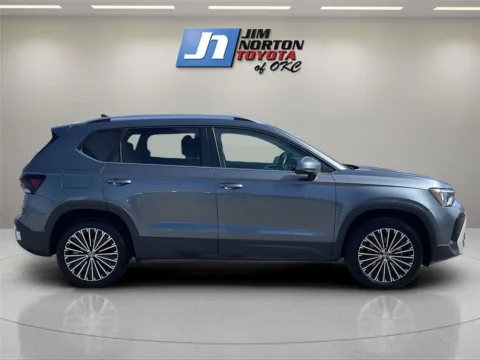 More photos of 2025 Volkswagen Taos SE at Jim Norton Toyota Of OKC, OK