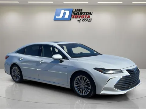 Another view of 2019 Toyota Avalon Hybrid Limited for sale in Oklahoma City, OK at Jim Norton Toyota Of OKC