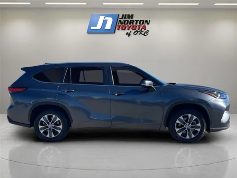 Another view of 2023 Toyota Highlander XLE for sale in Oklahoma City, OK at Jim Norton Toyota Of OKC