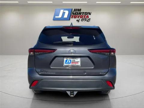 More photos of 2023 Toyota Highlander XLE at Jim Norton Toyota Of OKC, OK