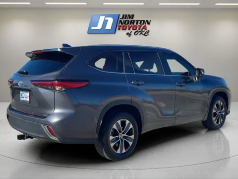 More photos of 2023 Toyota Highlander XLE at Jim Norton Toyota Of OKC, OK