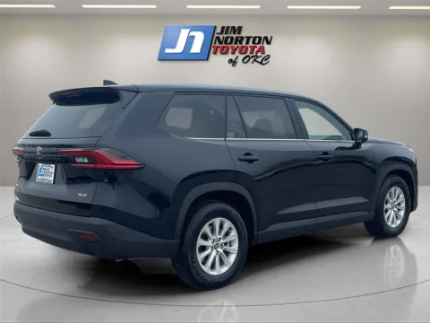 More photos of 2025 Toyota Grand Highlander XLE at Jim Norton Toyota Of OKC, OK