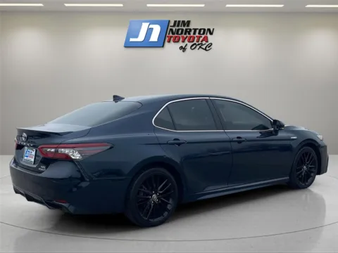 More photos of 2021 Toyota Camry Hybrid XSE at Jim Norton Toyota Of OKC, OK
