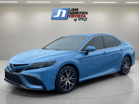 Blue 2023 Toyota Camry SE for sale in Oklahoma City, OK