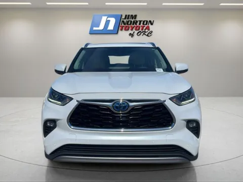 Photos of 2023 Toyota Highlander Hybrid Platinum for sale in Oklahoma City, OK at Jim Norton Toyota Of OKC
