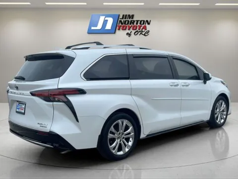 More photos of 2024 Toyota Sienna Platinum at Jim Norton Toyota Of OKC, OK