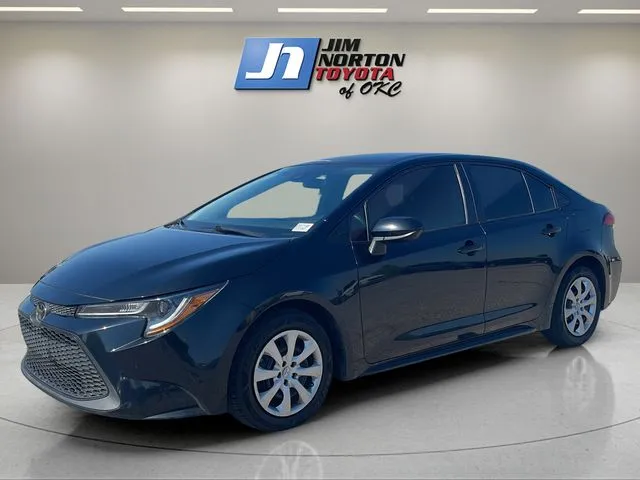 Black 2021 Toyota Corolla LE for sale in Oklahoma City, OK